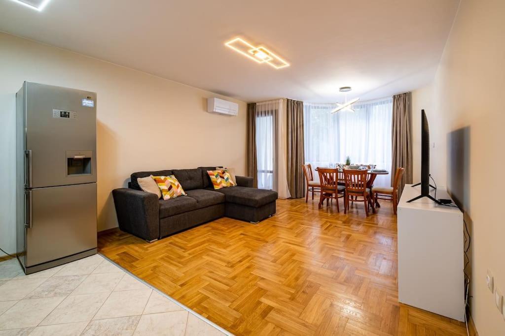 Varna Central 2Bdrm Apartment エクステリア 写真